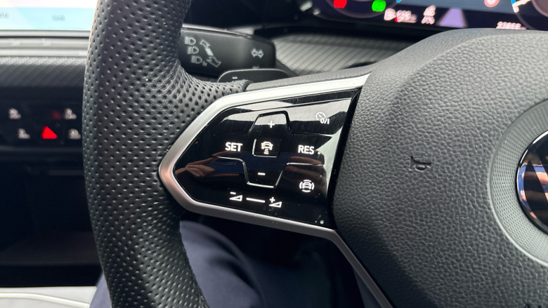 Volkswagen Golf 1.5 eTSI 150 R-Line 5dr DSG Petrol Hatchback